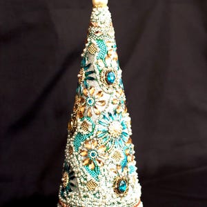 Jeweled Christmas Tree – 40 cm Handmade Cone with Rhinestones, Pearls & Vintage Sparkle – Elegant Holiday Centerpiece