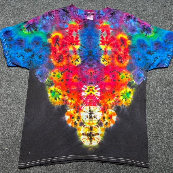 Tie dye t shirt, mens tie dye, womans tie dye, grovvy rainbow Kenney style shirt, psychedelic trippy t shirt, hippie gift, edm flavor, large