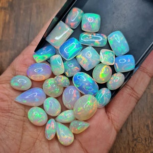 Lote de atacado de opala etíope natural multi-chamativa de alta qualidade e formato misto - Cabochão de opala de qualidade incrível ~ Pedra preciosa de opala etíope natural.