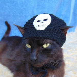 Skull hat for cat, Pirate hats for cats, Halloween pet costume, Halloween skull kitten outfit, Gift for cat lover, Crochet black cat costume image 1