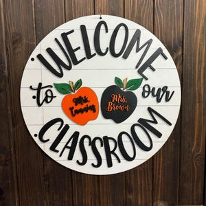 Teacher door hanger Wooden classroom decor Teacher Gift Round Name Sign Handmade