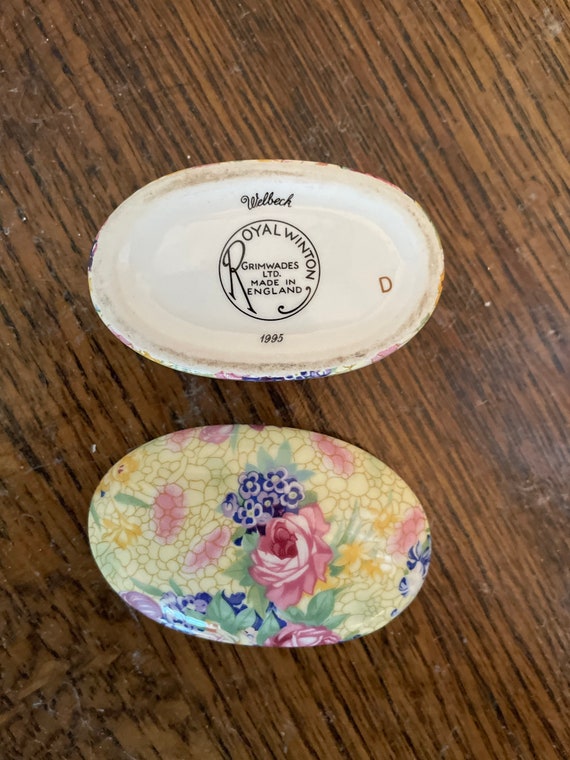 Royal Winton Welbeck Trinket Box View 4