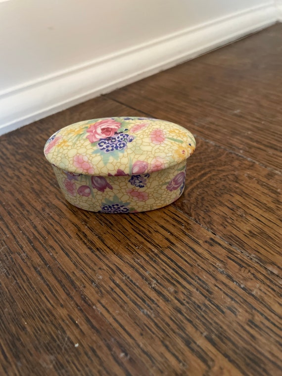 Royal Winton Welbeck Trinket Box