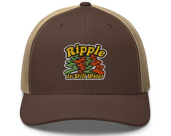 Grateful - Ripple - Retro Trucker Cap - Vintage - Baseball - Hat - Gift - T-Shirt - Adjustable One Size