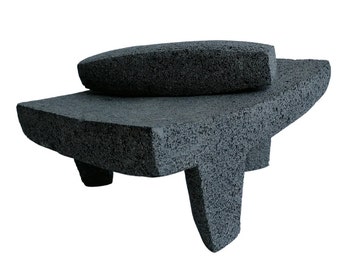 Authentic Mexican Metate 12" (30 cm) – Handmade Volcanic Stone Grinding Slab – Traditional Kitchen Tool for Spices, Sauces & Chocolate
