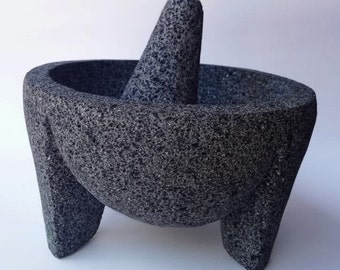 11 inch Molcajete Mexican handmade volcanic stone mortar. Large molcajete 28 cm in diameter.