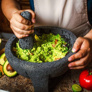 Large Mexican Molcajete 12&quot; | Handmade Volcanic Stone Mortar and Pestle | Authentic Guacamole Bowl | 30 cm Traditional Basalt Molcajete