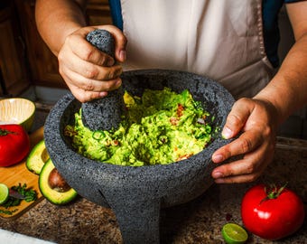 Large Mexican Molcajete 12" | Handmade Volcanic Stone Mortar and Pestle | Authentic Guacamole Bowl | 30 cm Traditional Basalt Molcajete