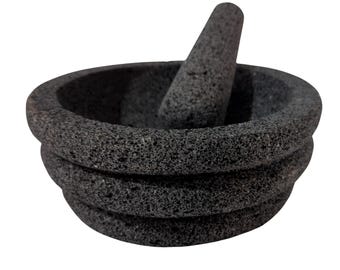 Authentic Mexican Molcajete 8" – Patzcuaro Carved Design – Handmade Volcanic Stone Mortar & Pestle – Flat Base Salsa Bowl