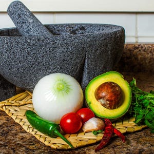 Authentic Mexican Molcajete 10&quot; (25 cm) – Handmade Volcanic Stone Mortar and Pestle – Large Molcajete for Guacamole, Salsa & Spices