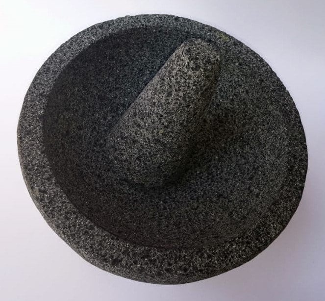 10-9.5 inch Molcajete mortero mexicano de piedra volcánica hecho a mano  10-9.5 pulgadas de diametro Molcajete grande 24-25cm de diametro. -   México