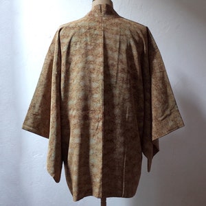Veste Kimono en soie japonaise, Veste Kimono pièce unique cousue main, Veste Kimono femme, Veste Kimono antique japonaise,