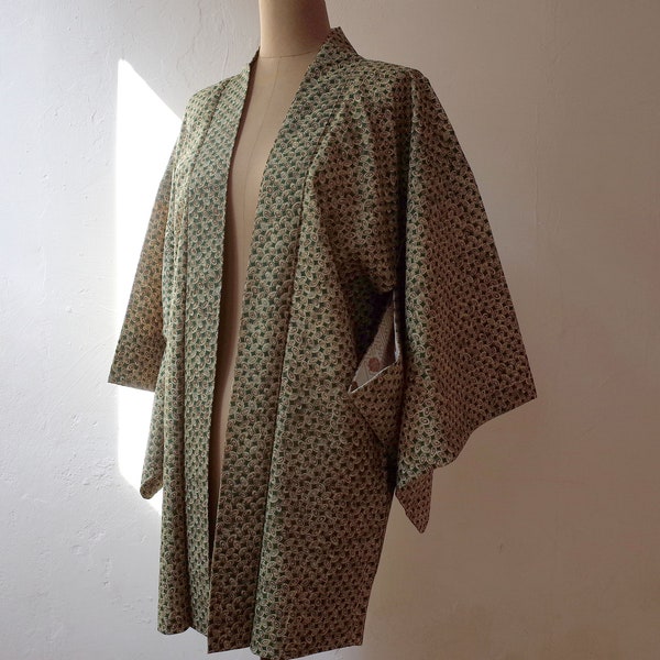 Veste Kimono femme, Veste Kimono antique japonaise, Veste Kimono en soie, Veste Kimono pièce unique, Veste Kimono cousue a la main