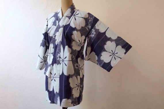 kimono, yukata, vintage Japanese kimono jacket, wo