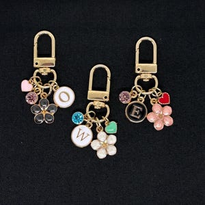Flower Charm Initial Keychain | Gold Bag Charm | Purse Charm | Women&#39;s Bag Accessories | Wedding Favors | Birthday Gift | Custom Keychain