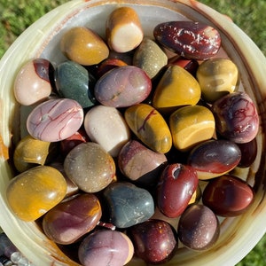 1 Mookaite Jasper Tumbled Stone, geology, rocks, crystals, gifts, pocket stones, jewelry, wire wrapping, bohemian decor, meditation, art
