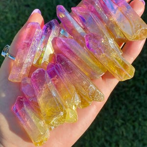 1 Sunset Aura Quartz Point, rocks, pocket stones, geology, rock garden, crystal collection, jewelry, wire wrapping, bohemian fashion, love
