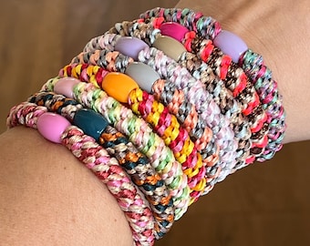 Haargummi geflochten | versch. Farben | Scrunchies | Haaraccessoires | Haarschmuck | Armschmuck | Sommer-Edition