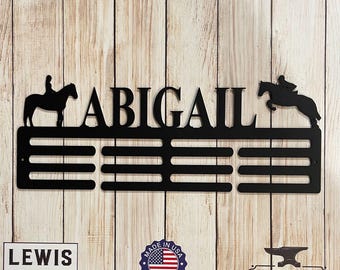 Monograma de colgador de medallas con nombre personalizado de caballo - 12 peldaños para medallas y cintas, exhibición de medallas, medallas deportivas, decoración deportiva de la habitación para niños, espectáculo de caballos
