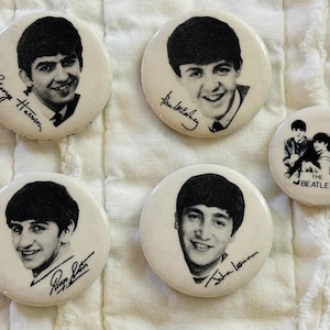 True Vintage 1964 The Beatles Pin Set of 5 NEMS Enterprises LTD
