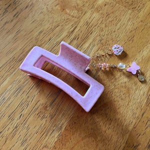 Charm Claw Clip- Pink