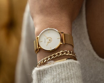 Montre de luxe pour femme dorée CELESTE - Blanc | Montre-bracelet (bracelet en maille) - par Venici Times