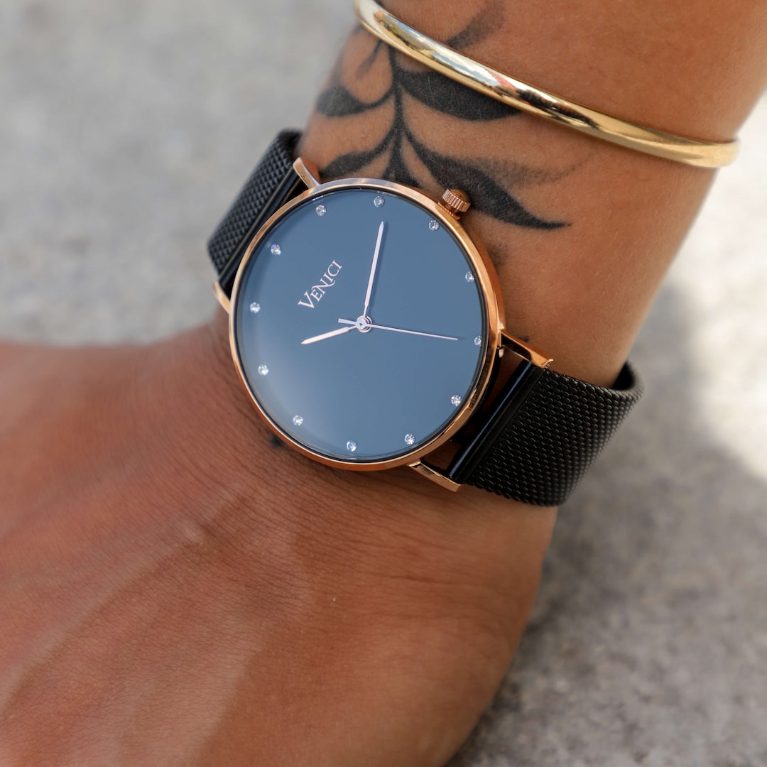 Minimalist Women's Watch Rose Gold Medusa Wrist Watch black Mesh Band