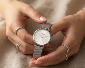 Minimalistisch dameshorloge, zilver, witte wijzerplaat, mesh band, cadeau voor haar, elegante dresswatch