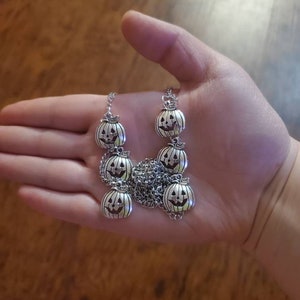 Pumpkin Jack-O-Lantern Glasses Facemask Chain