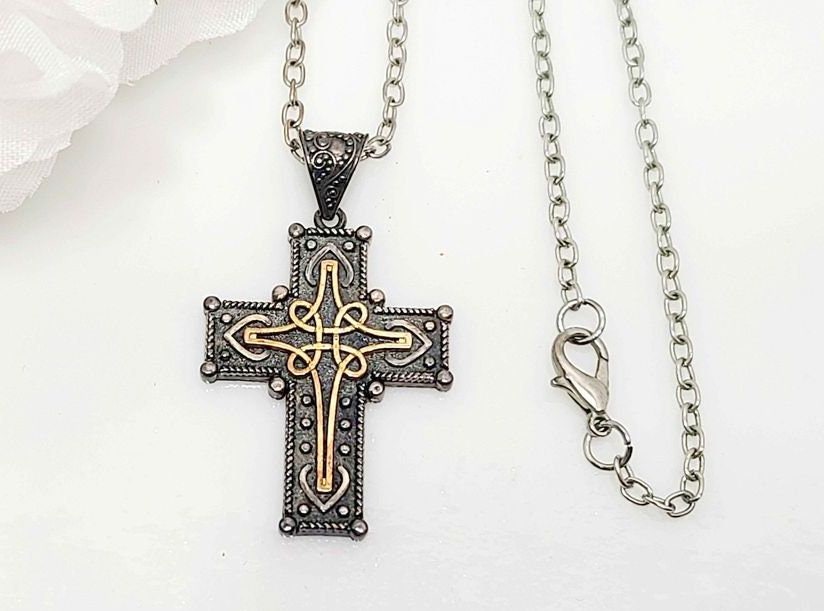 Beautiful Sterling silver 925 sterling Sterling Silver Antiqued Cross Pendant