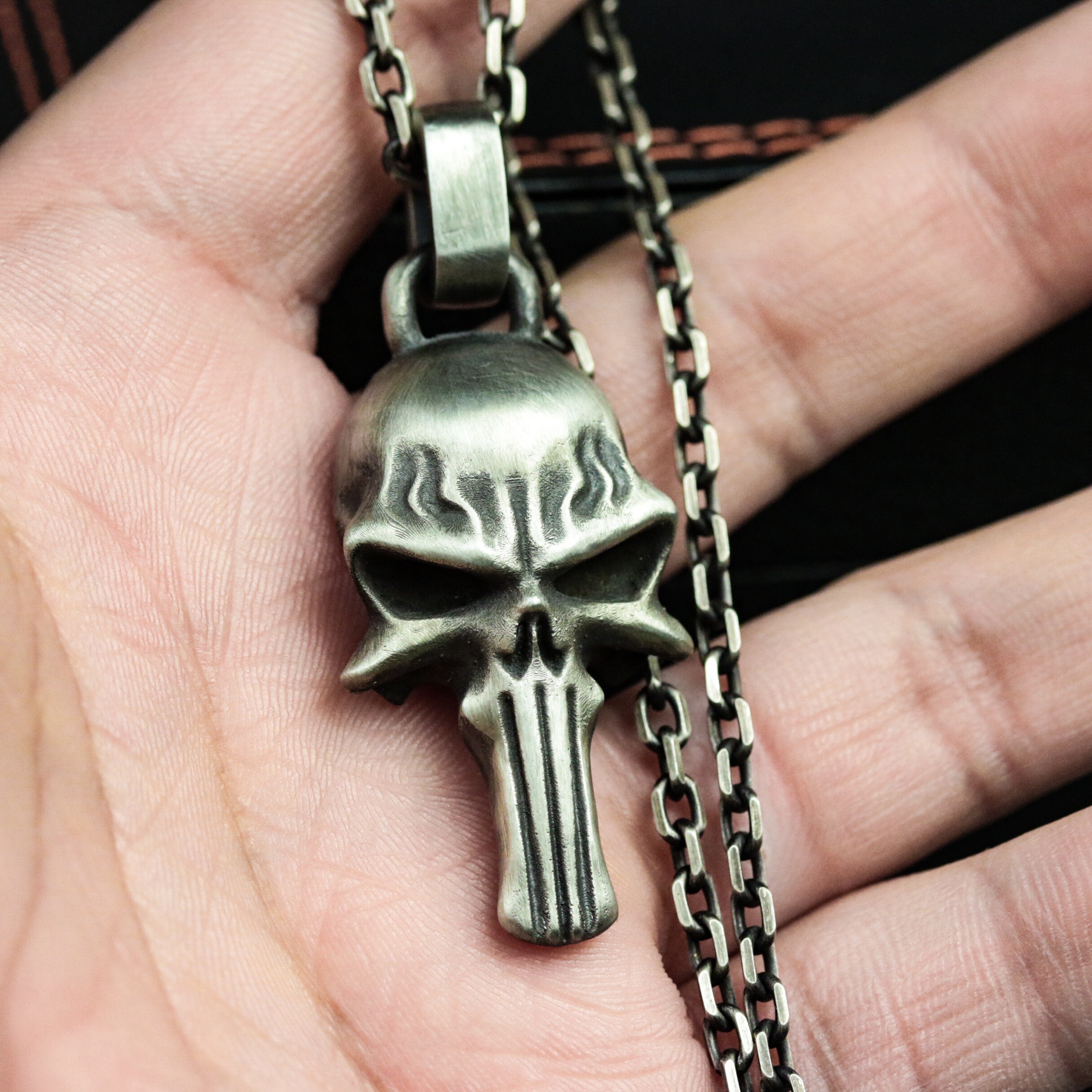 Punisher skull best sale pendant