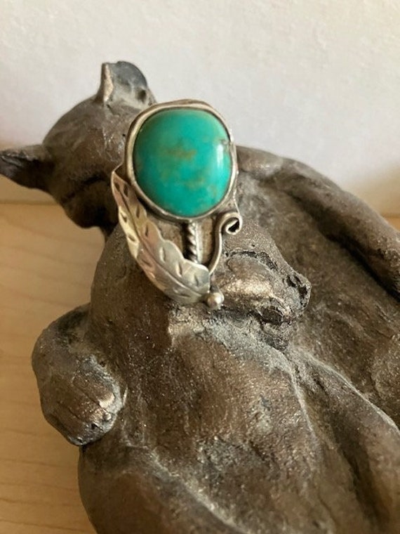 Old Pawn Turquoise Sterling Flower Motif Ring
