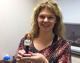 Personalized Custom Bobblehead - Fun Birthday Gift for Girlfriend or Wife, Unique Female Bobble head Statue