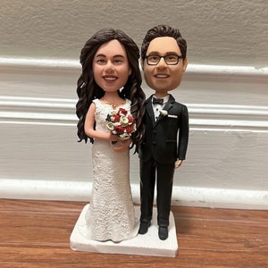 Personalized Wedding Cake Topper Custom Couple Bobblehead Cake Topper Bride and Groom Bobble head Custom Unique Wedding and Anniversary Gift