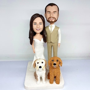 Custom Couple & Dog Bobblehead Cake Topper: Hand-Carved Polymer Clay