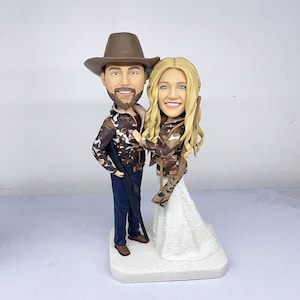 Custom Wedding Cake Topper, Personalized Wedding Cake Topper, Custom Bobblehead Figurine, Unique Wedding Gift, Bride and Groom Cake Topper