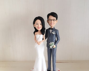 Handmade custom wedding cake topper wedding bobble head custom Personality Sculpture of Bride and Groom Polymer Doll Wedding Decoration