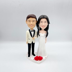 Personalized Wedding Cake Topper, Bride and Groom Cake Topper, Custom Bobblehead, Unique Wedding Gifts, Anniversary Couple Gifts