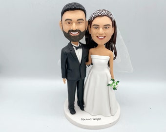 Personalized Bride & Groom Bobbleheads: The Perfect Anniversary Gift! Unique Wedding Cake Topper for Memorable Celebrations