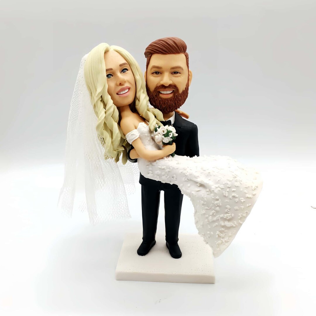 Custom Wedding Cake Topper, Handmade Polymer Clay Bride & Groom ...