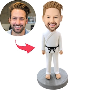 Custom Taekwondo Bobbleheads，Personalized Taekwondo Figurine，A gift for Taekwondo lovers，Christmas Gift Bobblehead for Taekwondo Athletes
