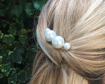 Bridal pearl hair pins, wedding pearl hair pins, nacreous