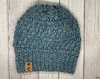 Gorros de invierno de Skipping Stones de Blues. Opción de añadir un pompón de piel sintética.