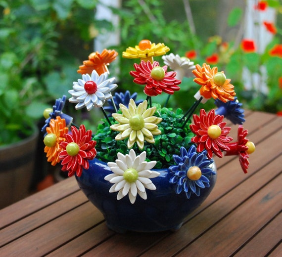Plant stake, (1 pc), Daisy flower,  Ceramic garden flowers, garden decoration, garden art, baby shower gift