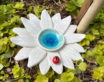 Bee Bath, 1 pc, Butterfly Puddler, Puddler, Bee Drinking Station, Garden Stake, Yard Art, Garden Decoration, Garden Art