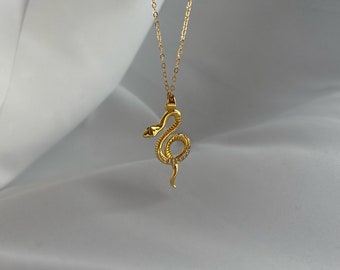 Gold filled snake necklace / Serpent necklace / Gold snake pendant