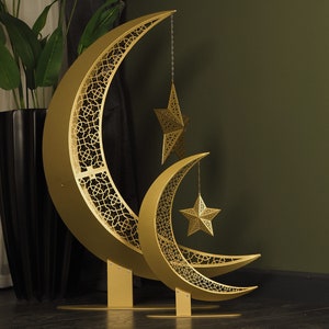 17 Diy Ramadan kareem crescent moon with a star from a disposable