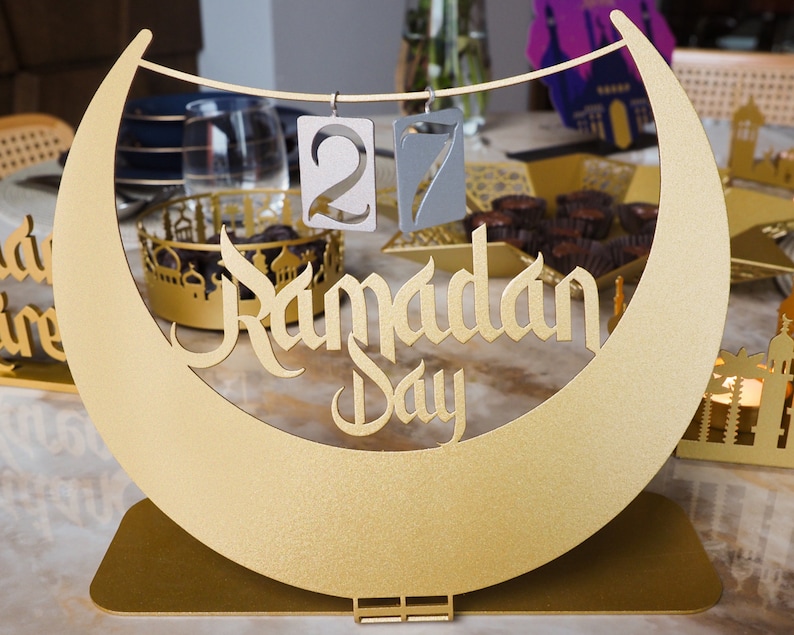 Metal Ramadan Calendar, Ramadan Decoration, Ramadan Countdown Calendar, Ramadan Decor for Home, Eid Gifts, Ramadan Tracker, Islamic Decor image 1