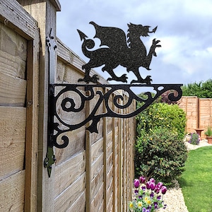 Welsh Dragon decoratieve ophangbeugel - moderne hangende mandbeugel muurgemonteerde decoratieve tuinhangmand zwart