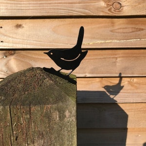 Wren Fence Topper - Garden decor - Garden - Metal Garden Ornament -  Outdoors - Gardening Gifts